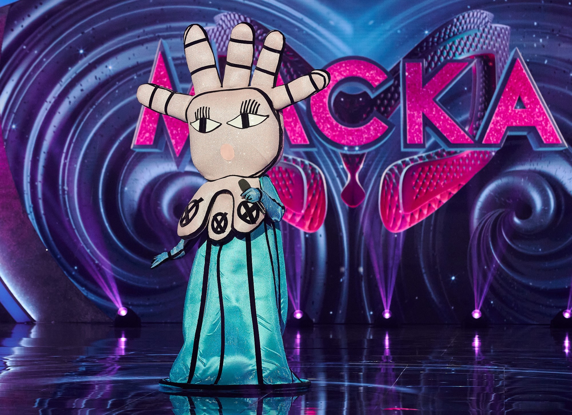 Неймовірно балакуча зірка вразила глядачів шоу &quot;Маска&quot;